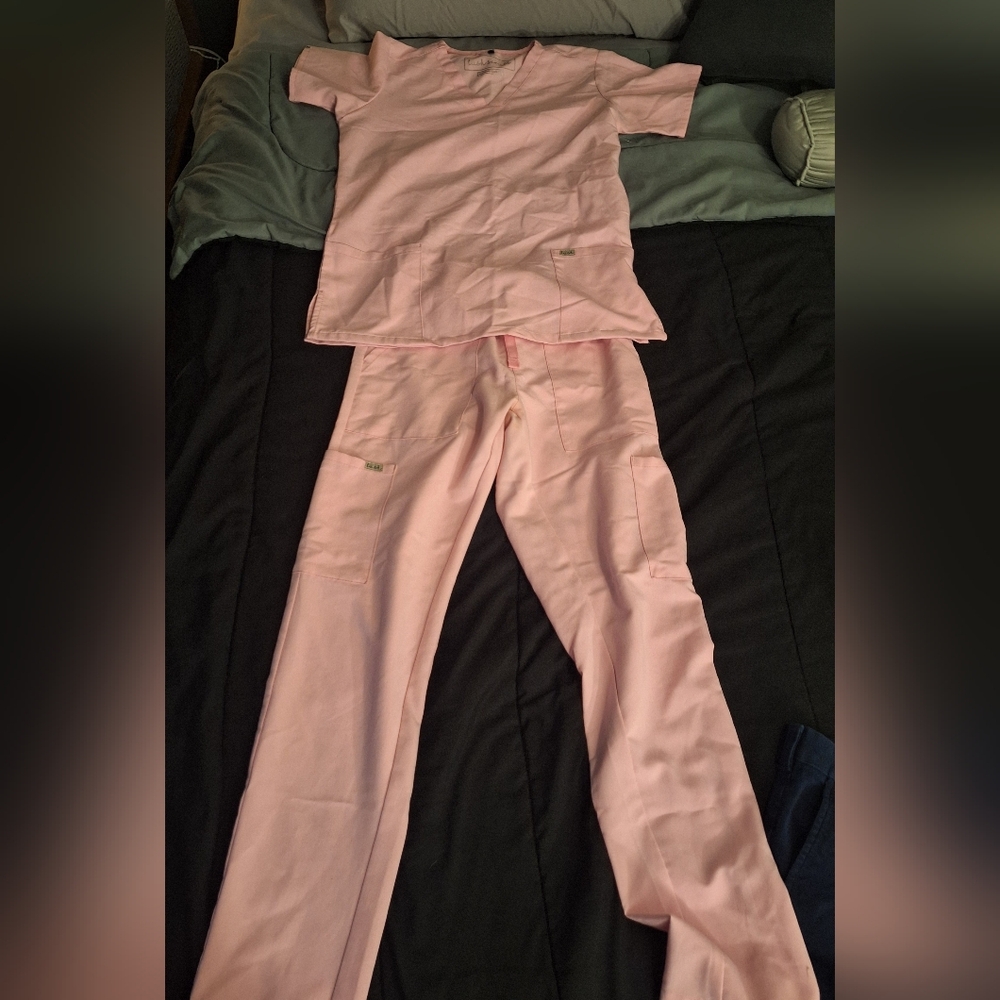 Supreme Pink Women's Set